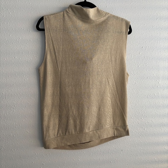 Modern Citizen Women’s Large Cowl Neck Sleeveless Tan Blouse - Picture 3 of 4